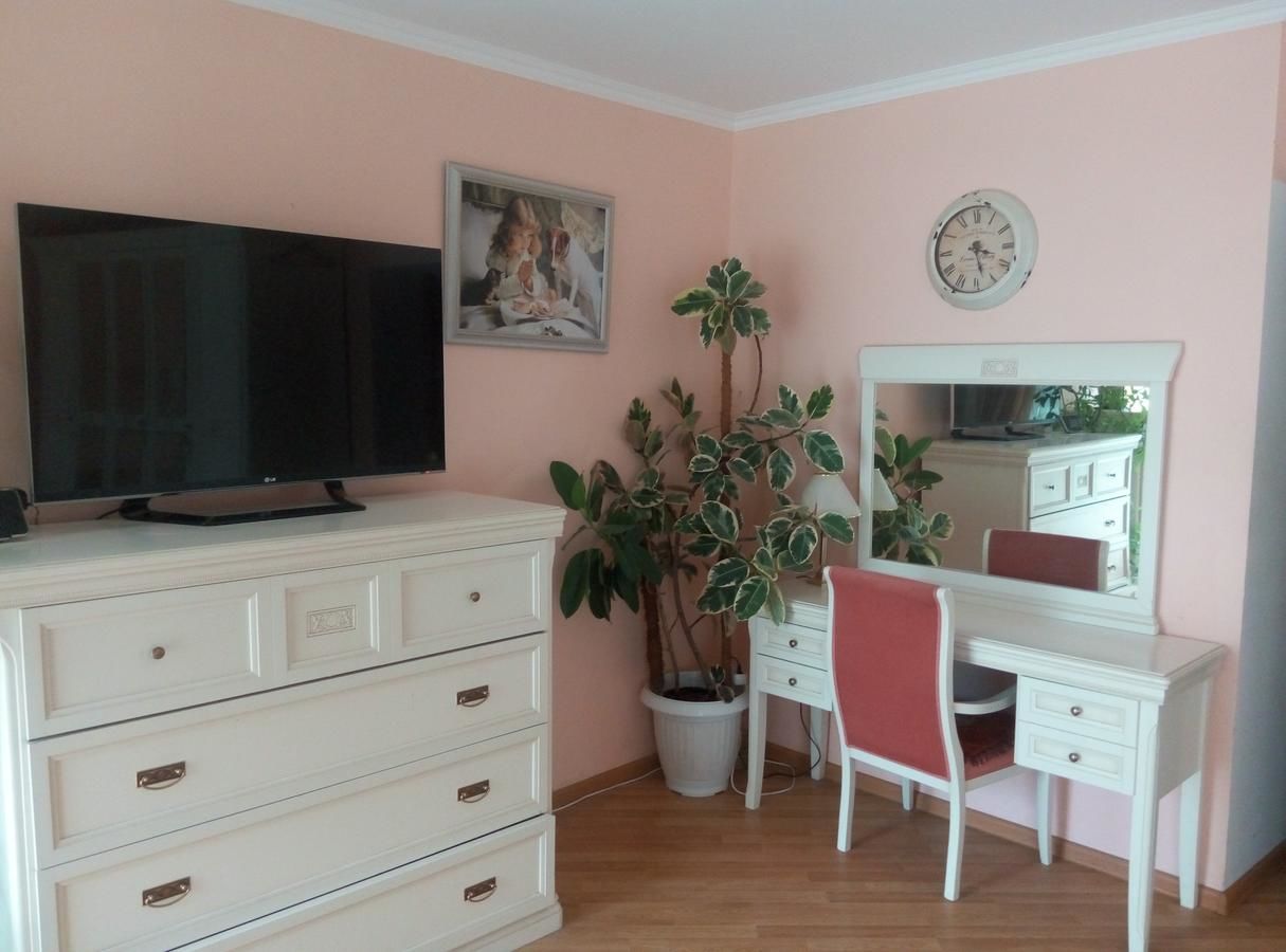 Апартаменты Семейные апартаменты с 3 спальными комнатами. Одесса