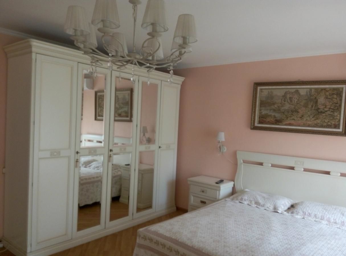 Апартаменты Семейные апартаменты с 3 спальными комнатами. Одесса