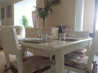 Апартаменты Семейные апартаменты с 3 спальными комнатами. Одесса Апартаменты-2