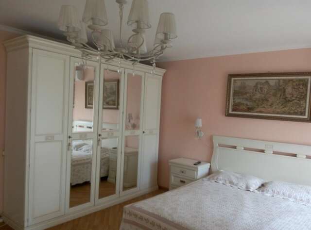 Апартаменты Семейные апартаменты с 3 спальными комнатами. Одесса-18